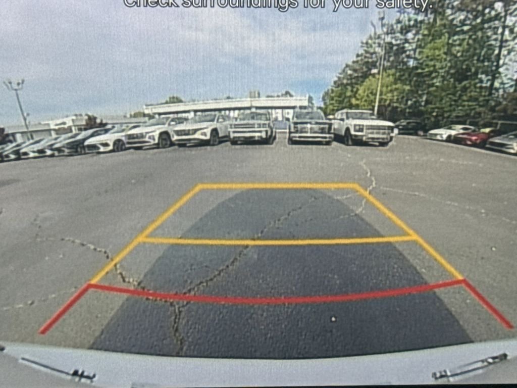 Used 2025 White Genesis 2.5T image 29
