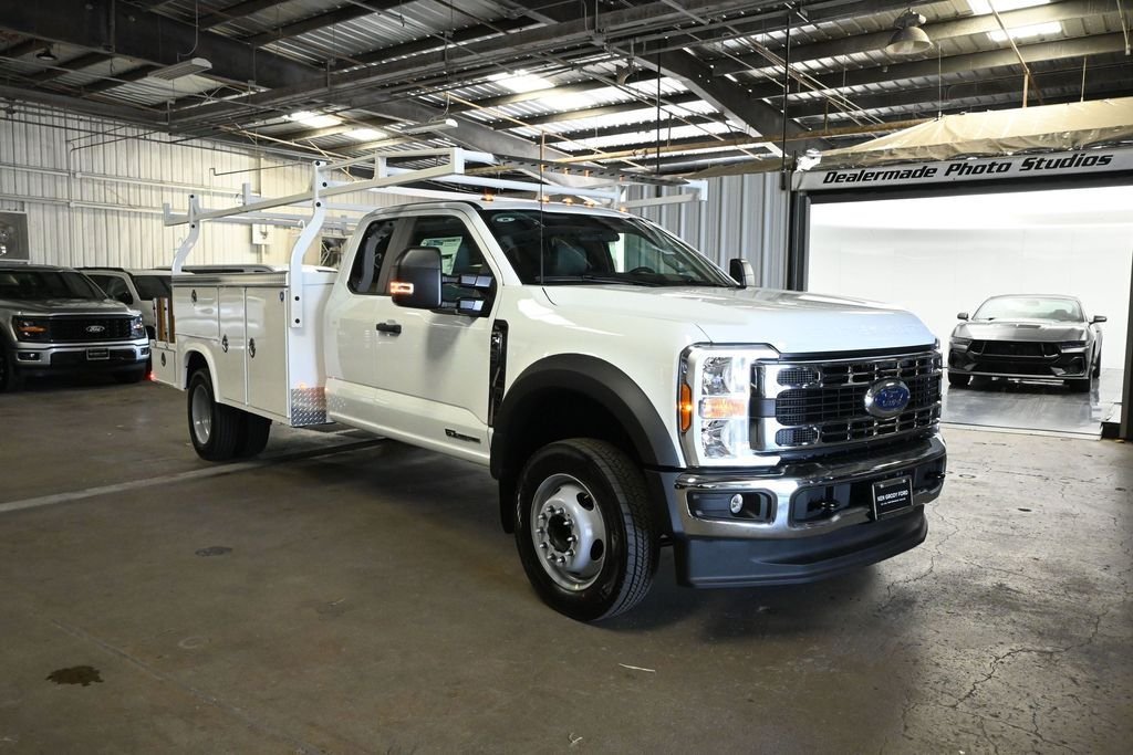 2026 Ford F-450 XL SuperCab 192-In DRW's photo