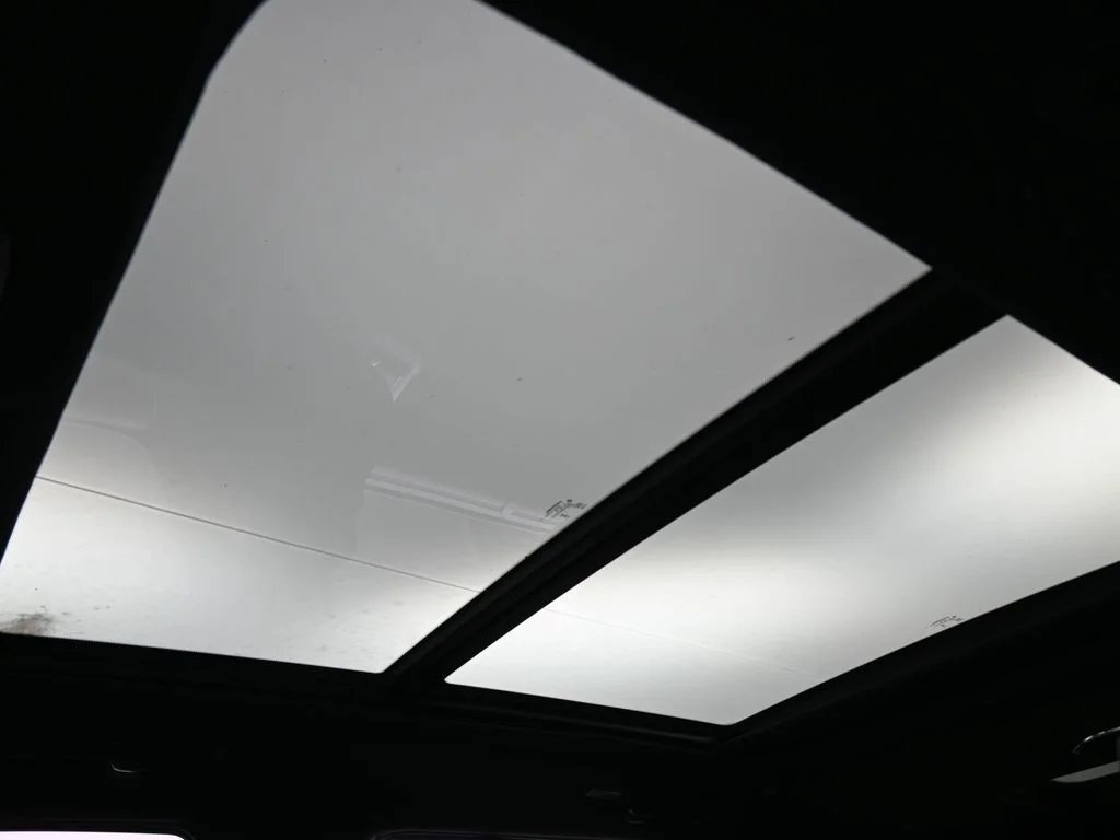 New 2026 Bright White Clearcoat Jeep Summit Obsidian image 23