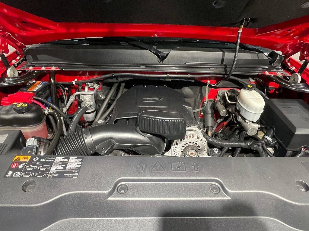 Used 2011 FIRE RED GMC SLE image 21