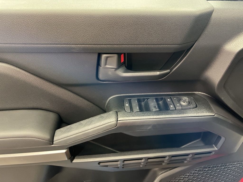 2026 Toyota 4Runner SR5 - Photo 14
