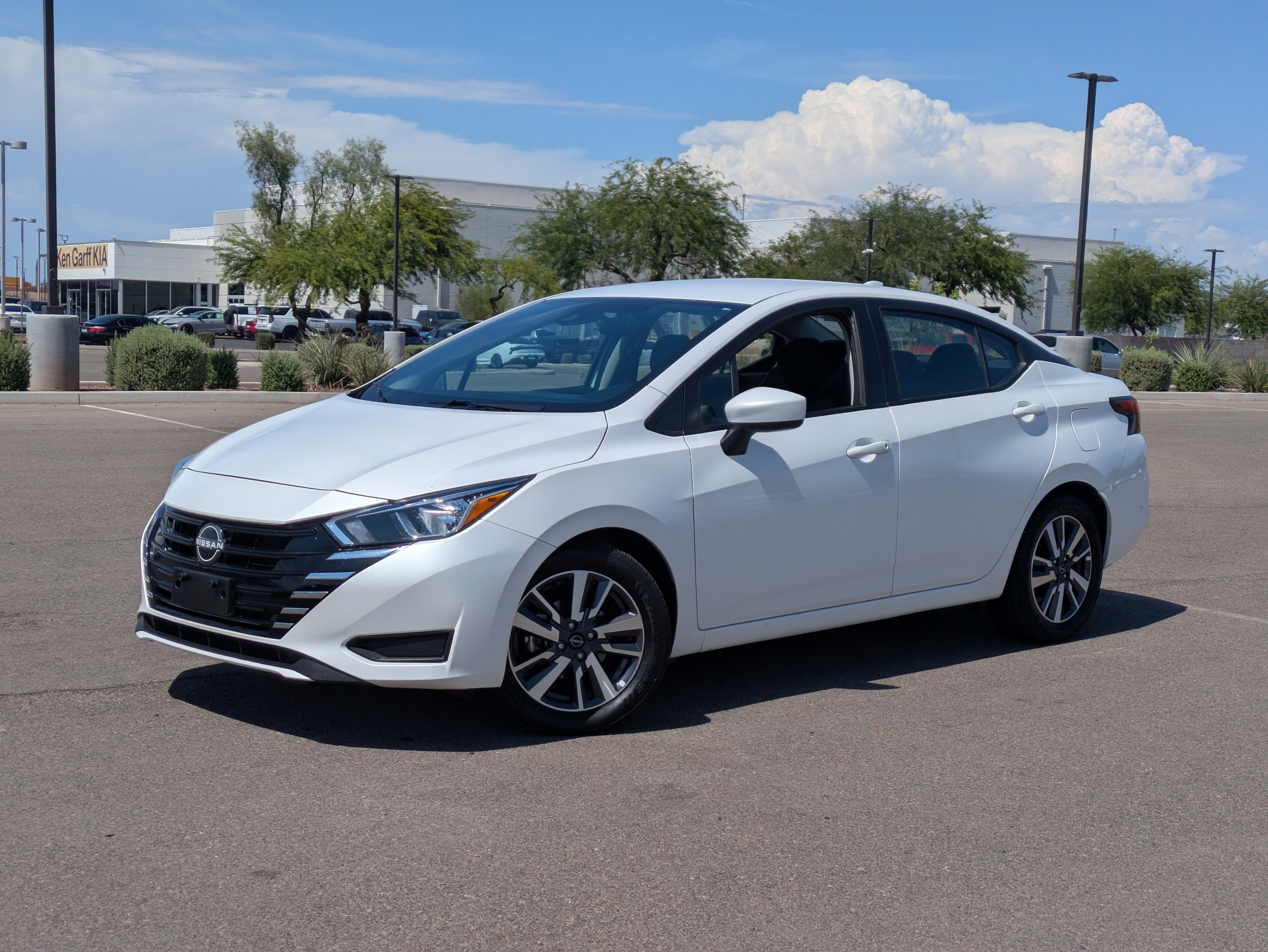 Used 2024 Aspen White Tricoat Nissan SV image 31
