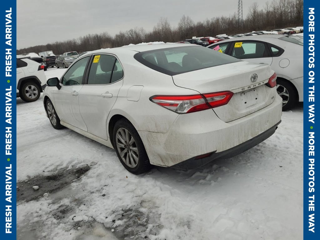 Used 2018 White Toyota LE image 5