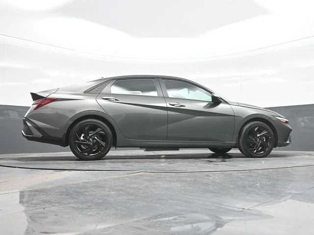 New 2026 Gray Hyundai SEL Sport image 25
