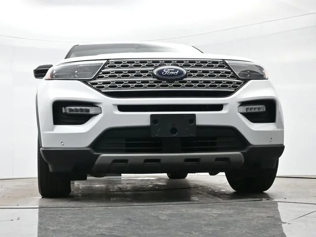 Used 2023 Oxford White Ford Limited image 29