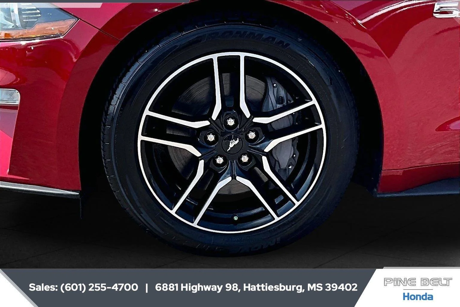 Used 2022 Rapid Red Metallic Tinted Clearcoat Ford GT image 7