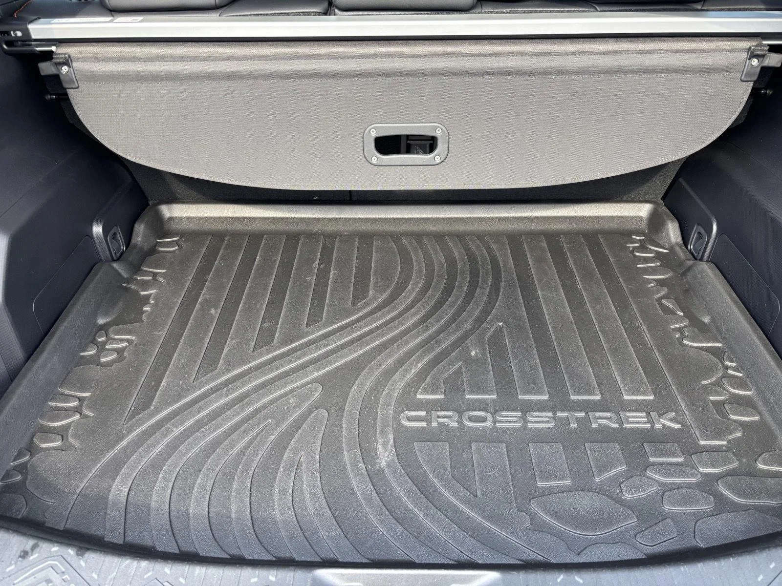 Used 2024  Subaru Limited image 32