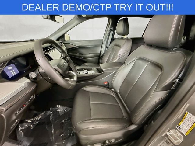 New 2026 Sting-Gray Clear-Coat Exterior Paint Jeep Limited image 21