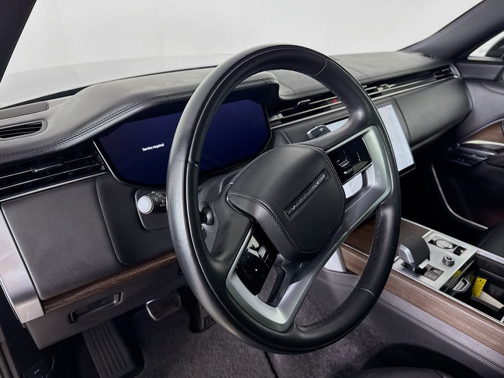 Certified Used 2023 Black Land Rover SE image 4