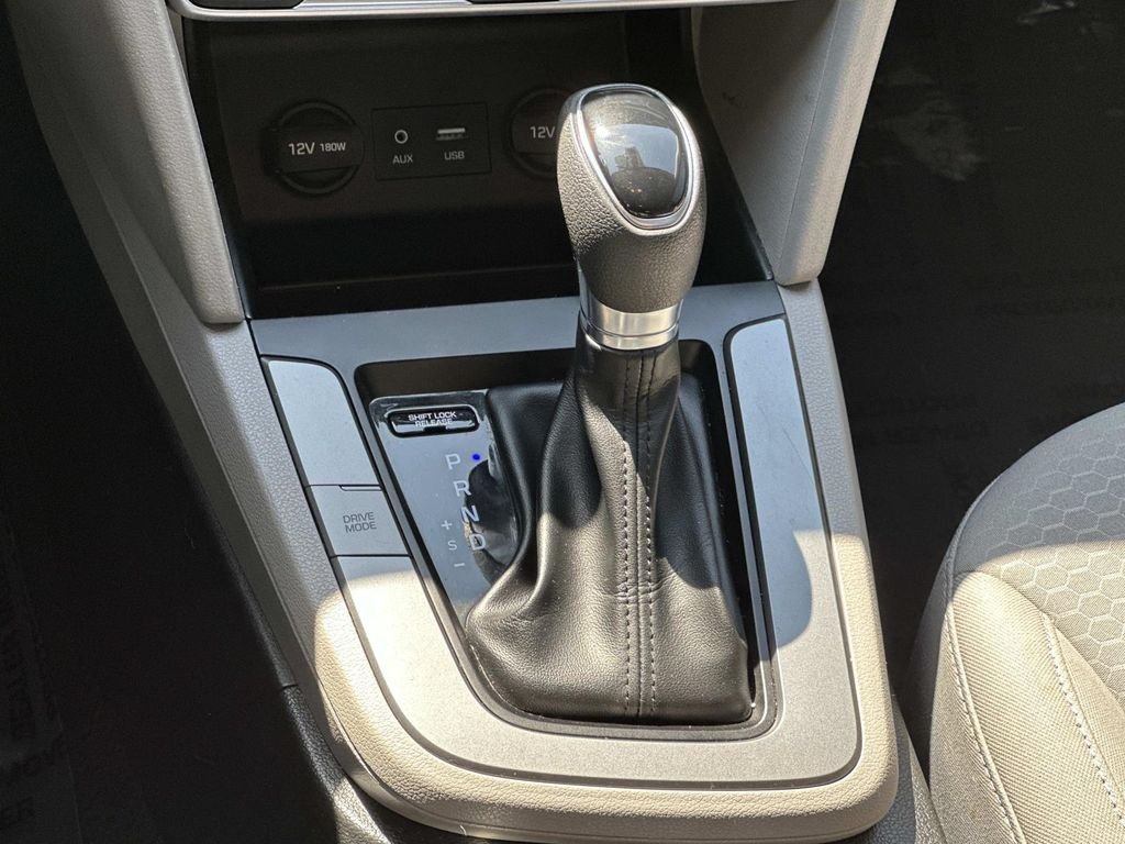 Used 2019 Gray Hyundai SEL image 24