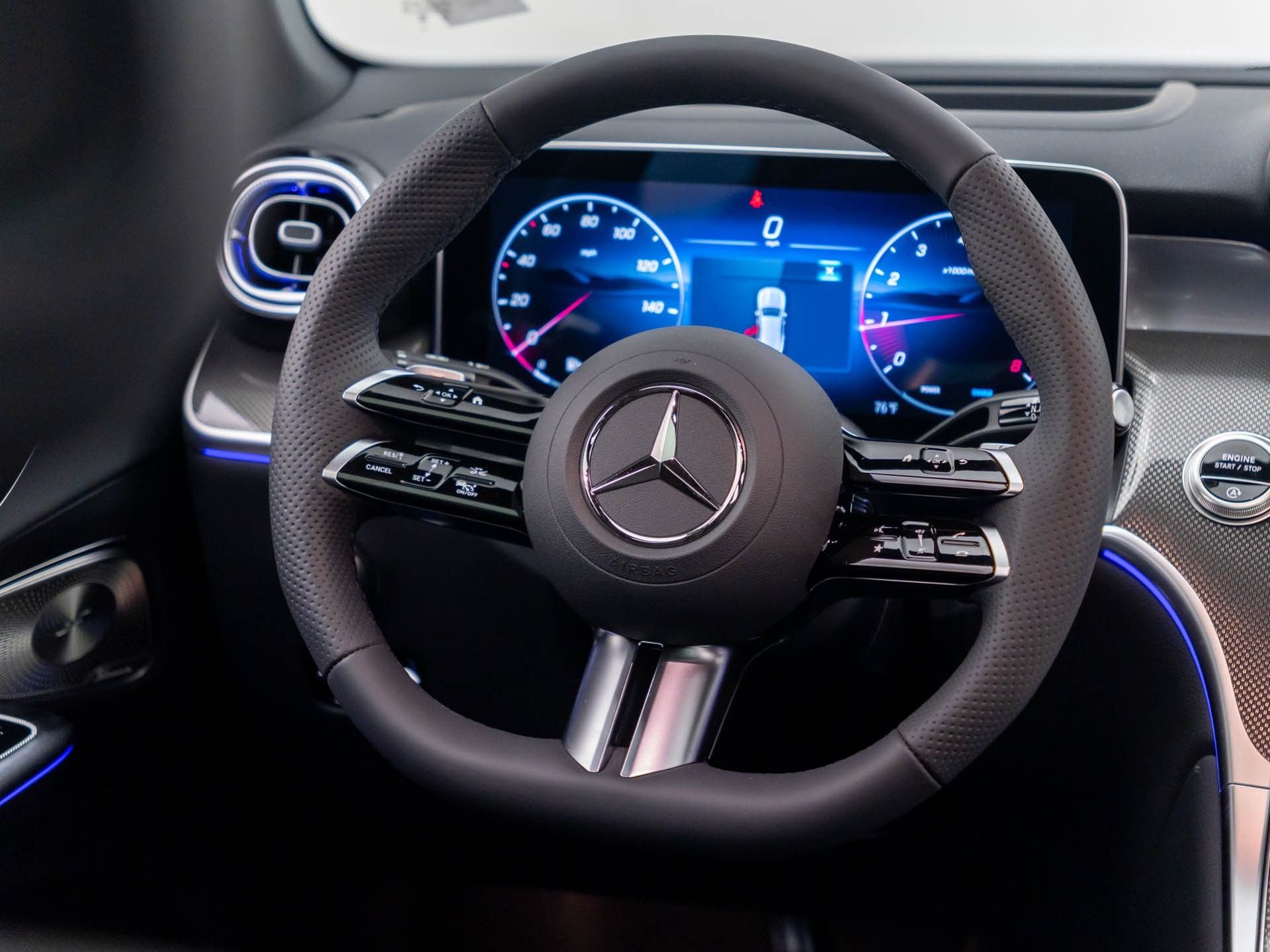 New 2027 Obsidian Black Metallic Mercedes-Benz GLC 300 image 11