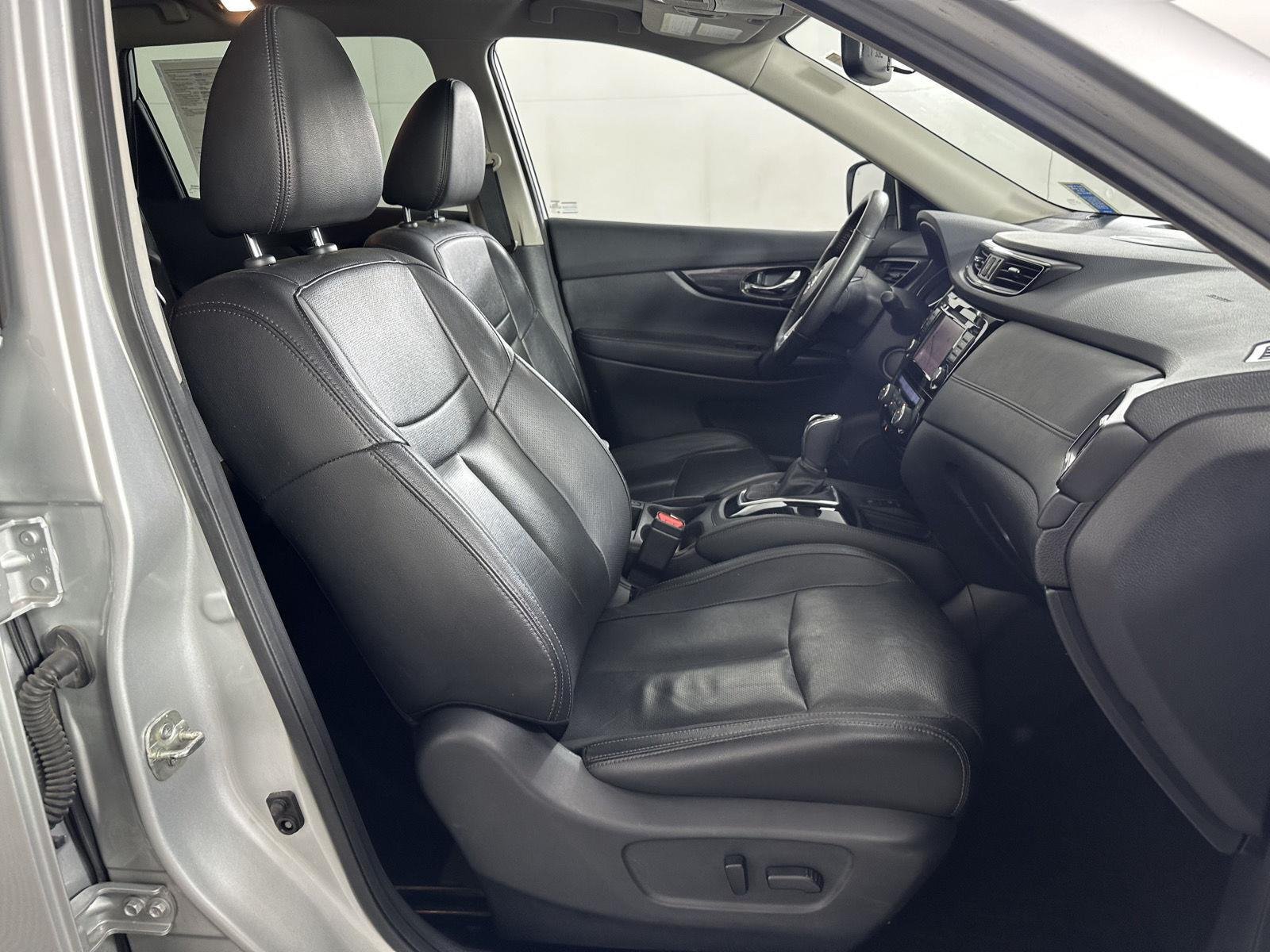 Used 2019 Gy Nissan  image 46