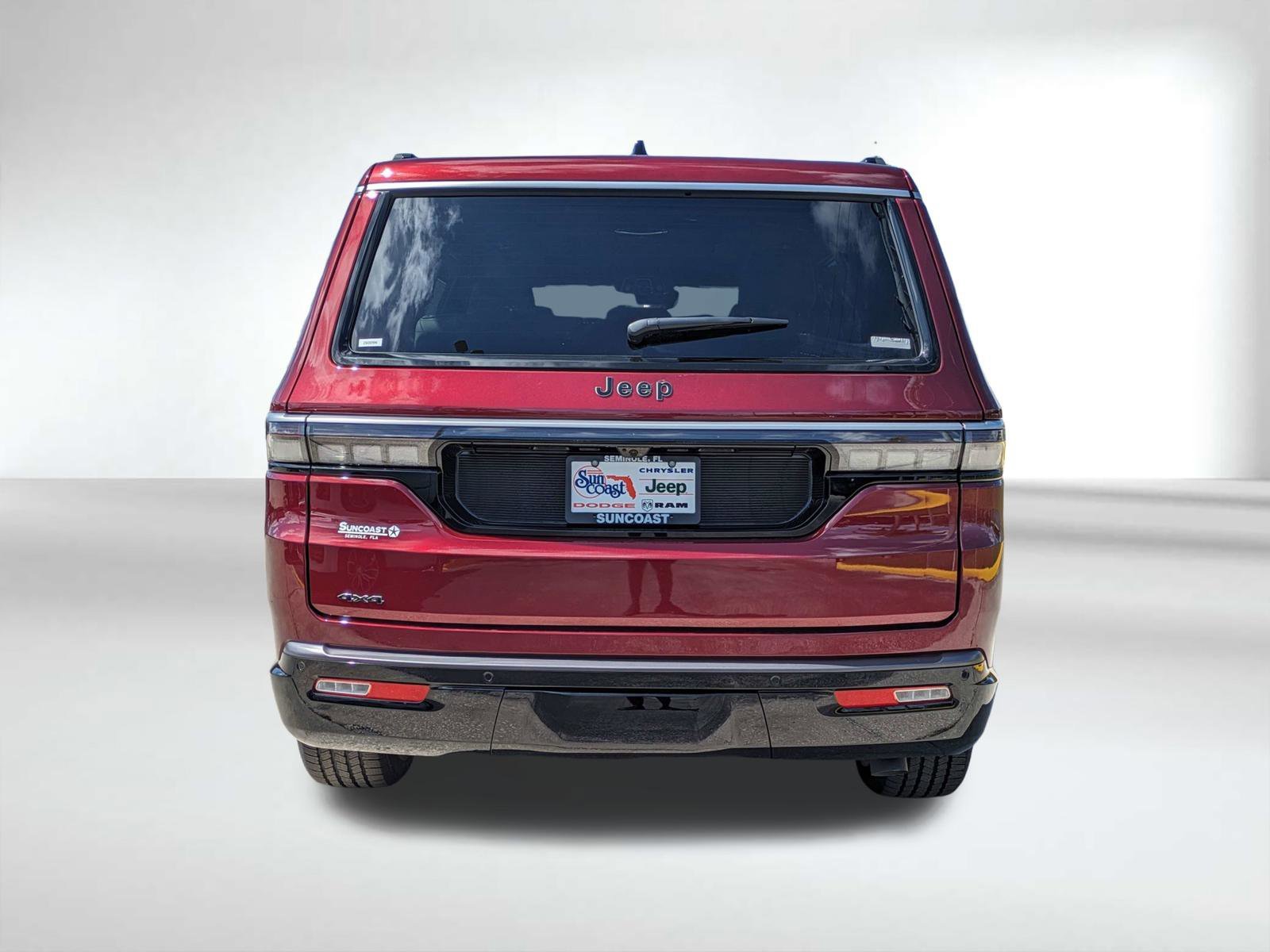 New 2026 Velvet Red Pearl-Coat Exterior Paint Jeep  image 5