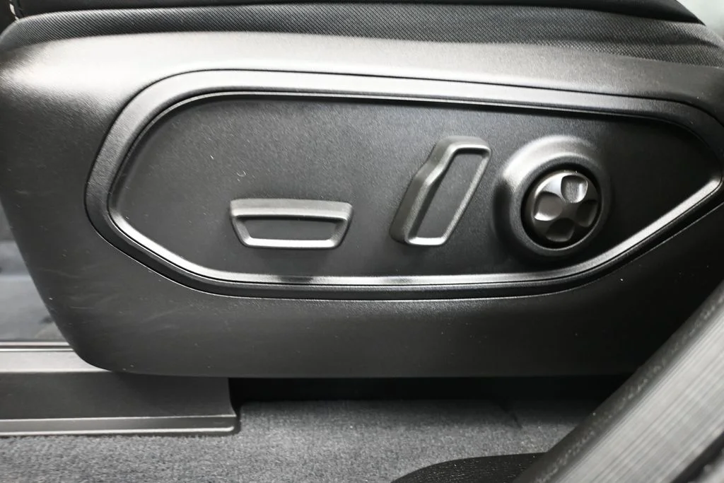 Certified Used 2022 Silver Jeep 4xe image 20