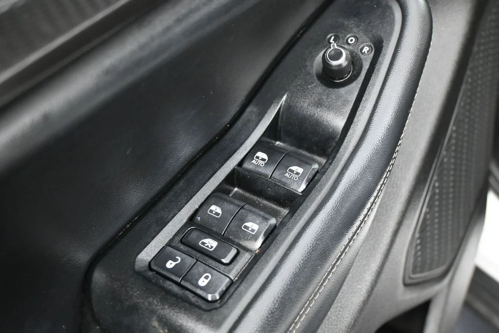 Used 2023 Bright White Clearcoat Jeep Altitude X image 14