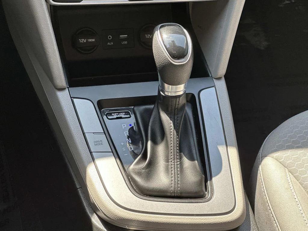 Used 2019 Gray Hyundai SEL image 24