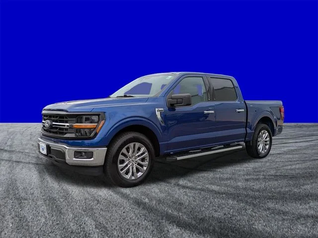 New 2026 Blue Ford XLT image 7