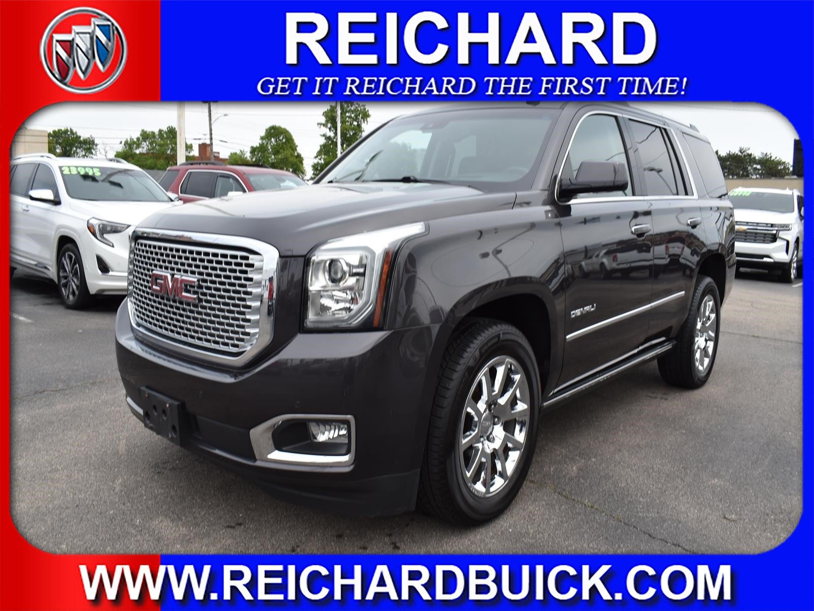 2016 GMC Yukon 4WD Denali's photo