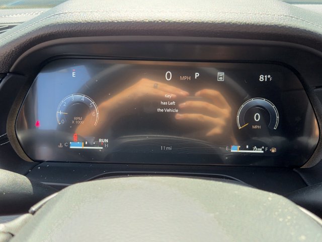 New 2026 Silver Zynith Exterior Paint Jeep Laredo Altitude image 21