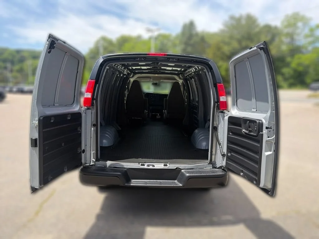 2026 Chevrolet Express Cargo Work Van - Photo 39