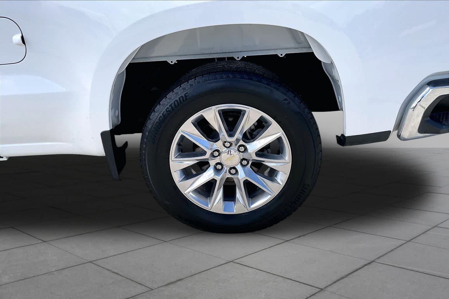 Used 2020 Summit White Chevrolet LT image 11