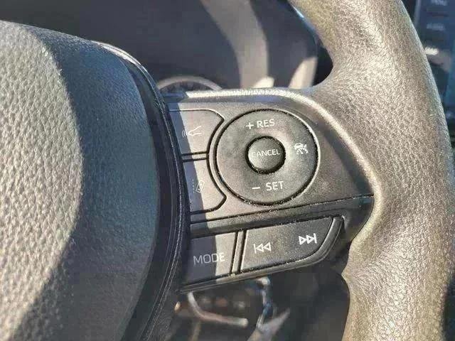 Used 2021 White Toyota LE image 27