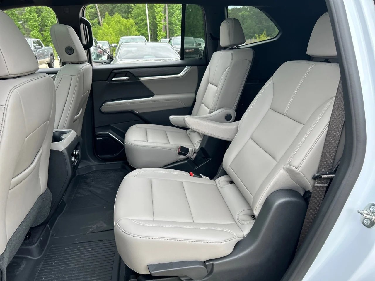 2026 GMC Acadia Elevation - Photo 18