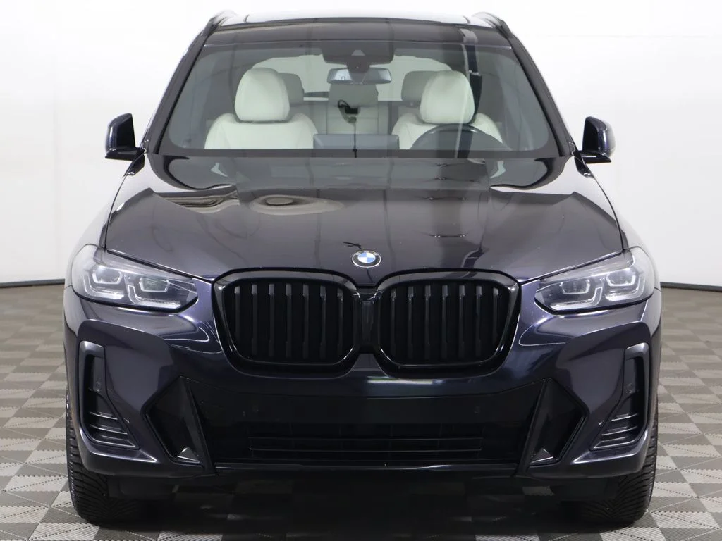 Used 2022 Carbon Black Metallic BMW xDrive30i image 13