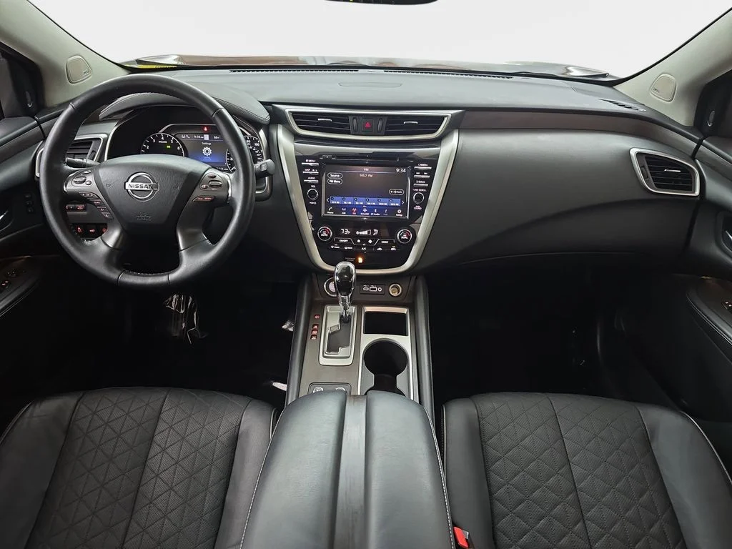 Used 2019 Brown Nissan Platinum image 12