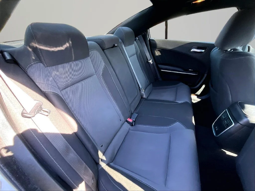 Used 2022 White Dodge SXT image 25