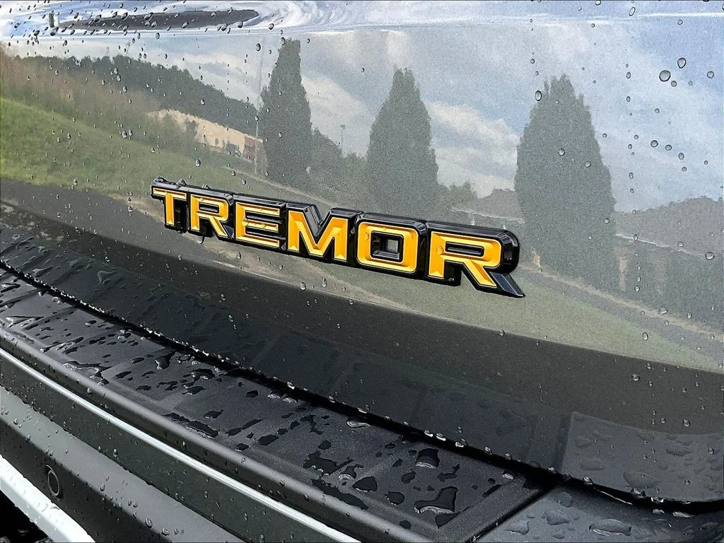 New 2026 Carbonized Gray Metallic Ford Tremor® image 8