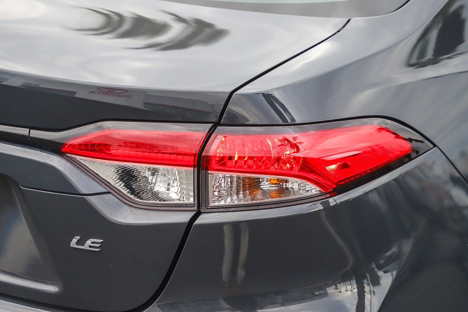 Used 2024 Underground/Midnight Black Metallic Toyota LE image 9