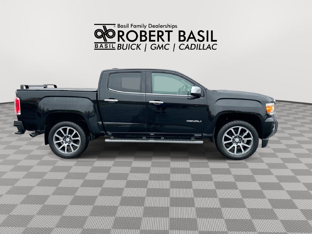 Used 2018 Black GMC Denali image 9