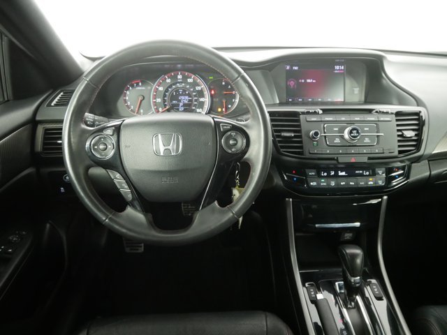 Used 2017 White Orchid Pearl Honda Sport SE image 21