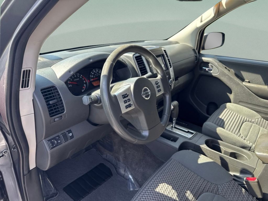 Used 2018 Gun Metallic Nissan SV image 20
