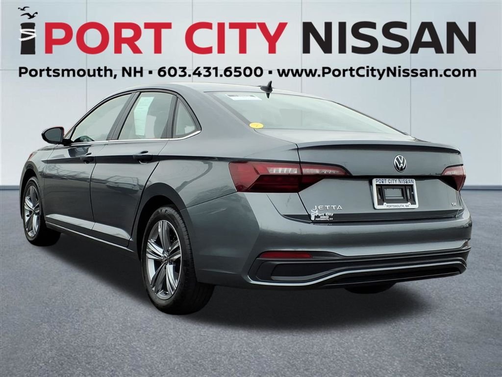Used 2024 Platinum Gray Metallic Volkswagen 1.5T SE W/SUNROOF & HEATED SEATS image 33