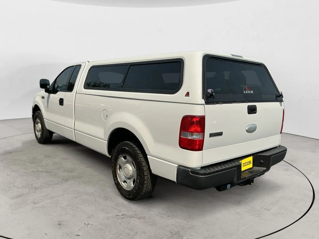 Used 2007 White Ford XL image 7
