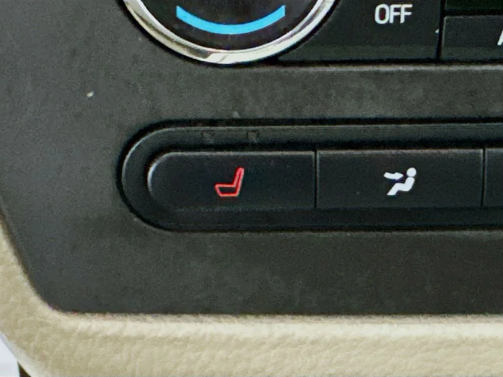 Used 2009 Blue Ford SEL image 35