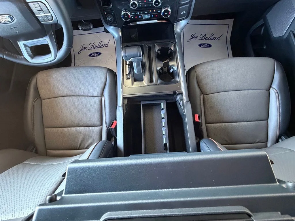 New 2026 Silver Metallic Ford Lariat image 23