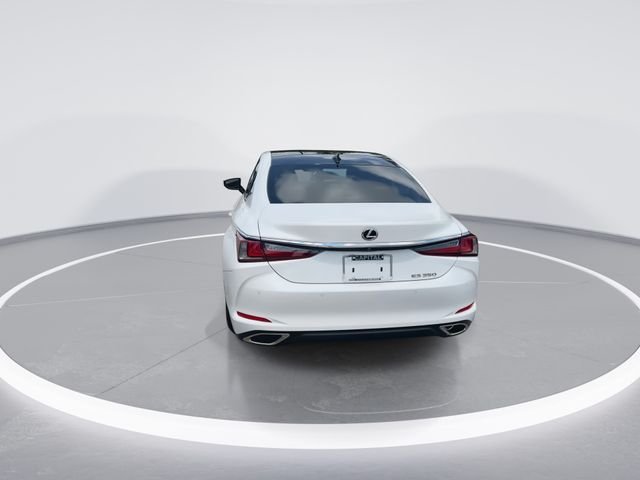 Used 2022 White Lexus 350 image 7