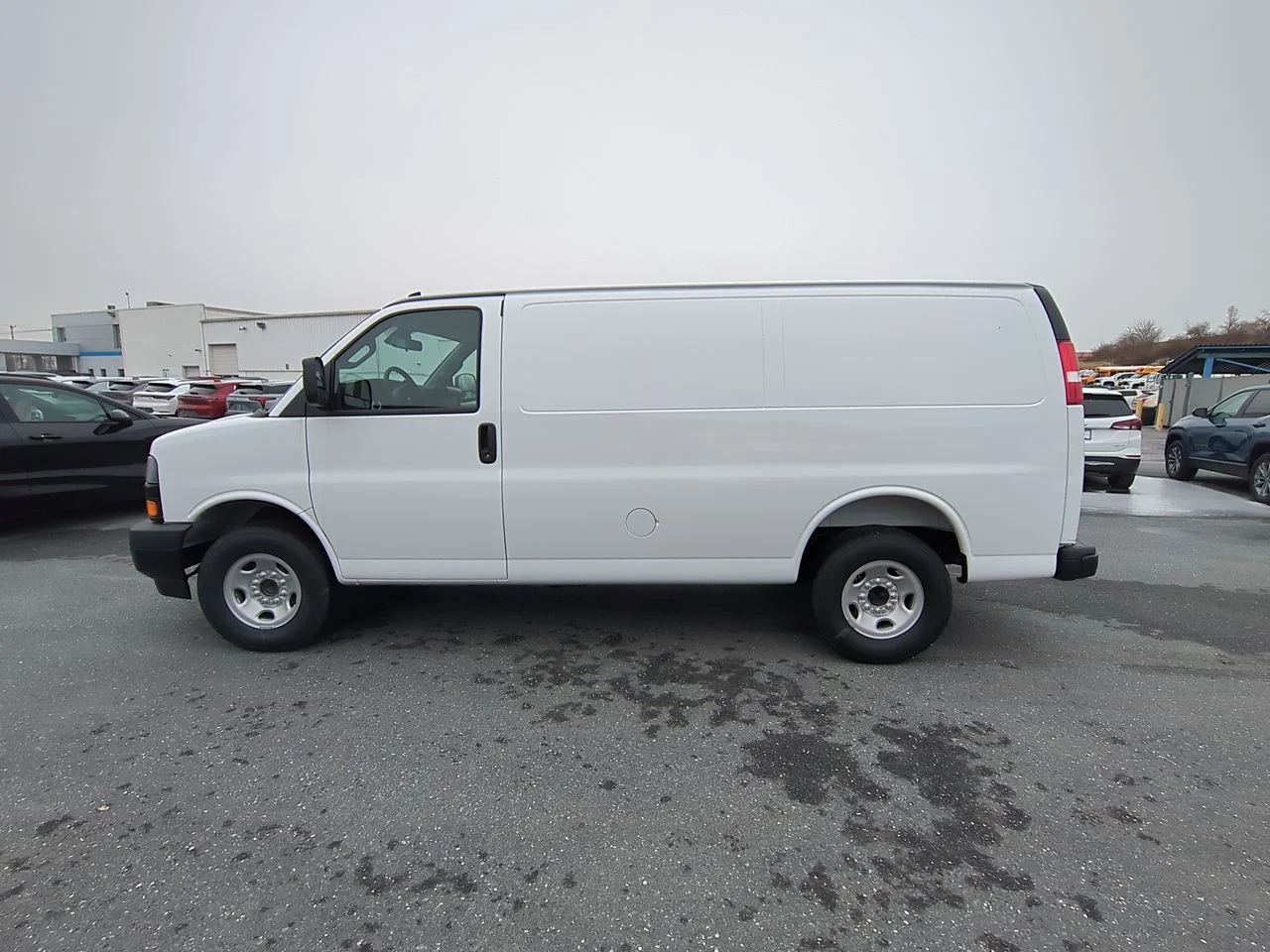 2025 Chevrolet Express Cargo Work Van - Photo 67