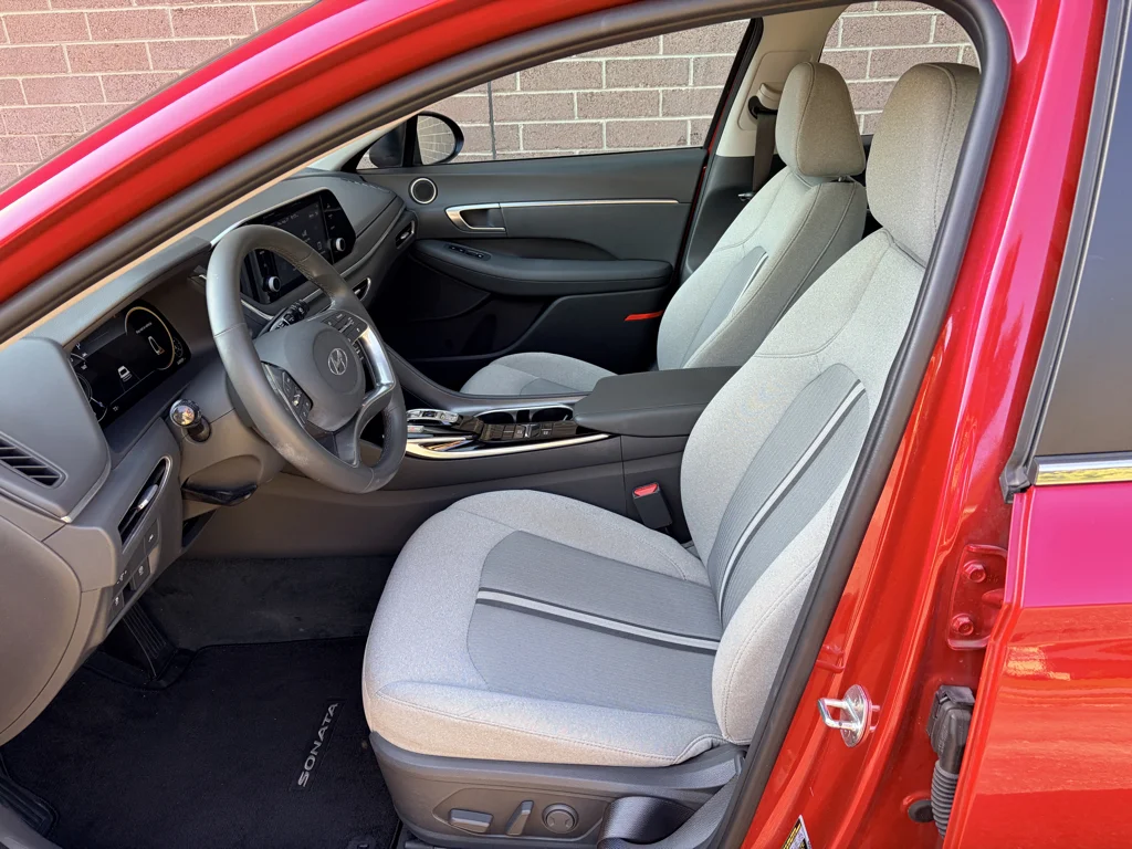 Used 2020 Calypso Red Hyundai SEL image 12