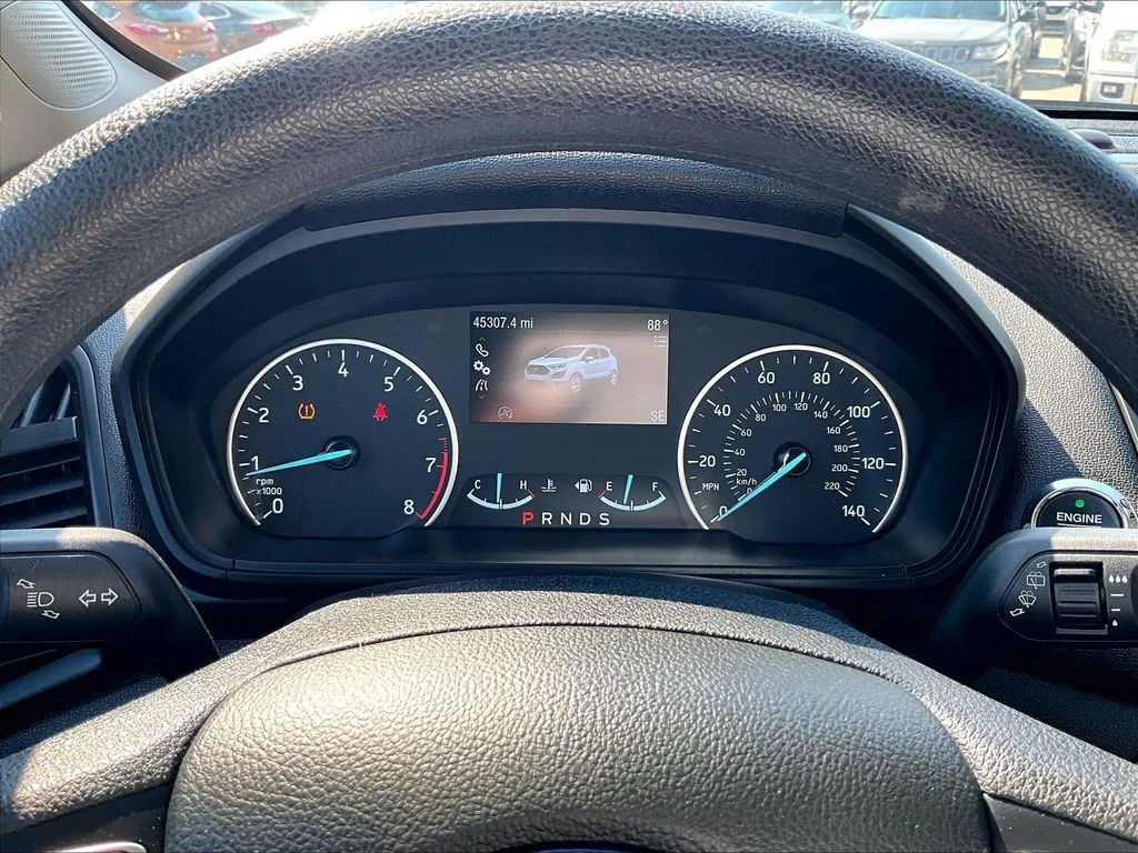 Used 2022 Blue Ford SE image 21
