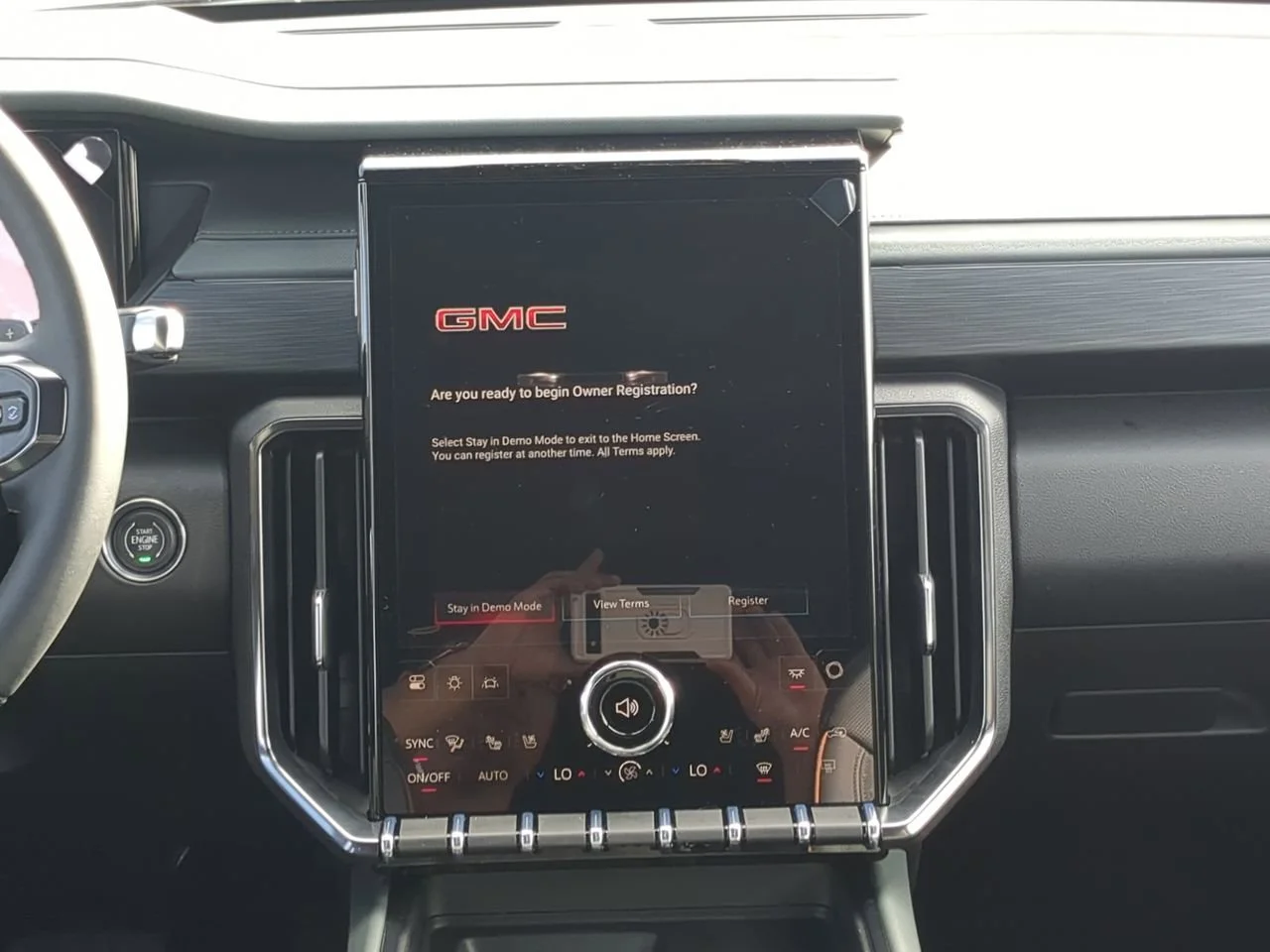 2026 GMC Acadia AT4 - Photo 17