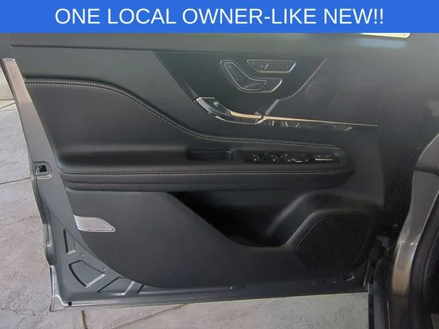 Used 2025 Gray Lincoln Premiere image 12