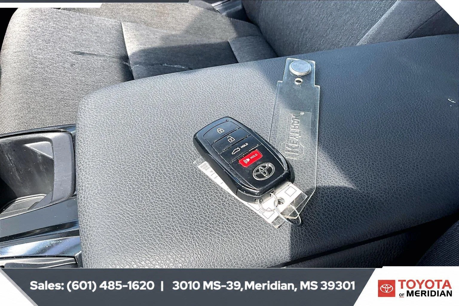 Used 2025 Celestial Silver Metallic Toyota LE (Natl) image 9