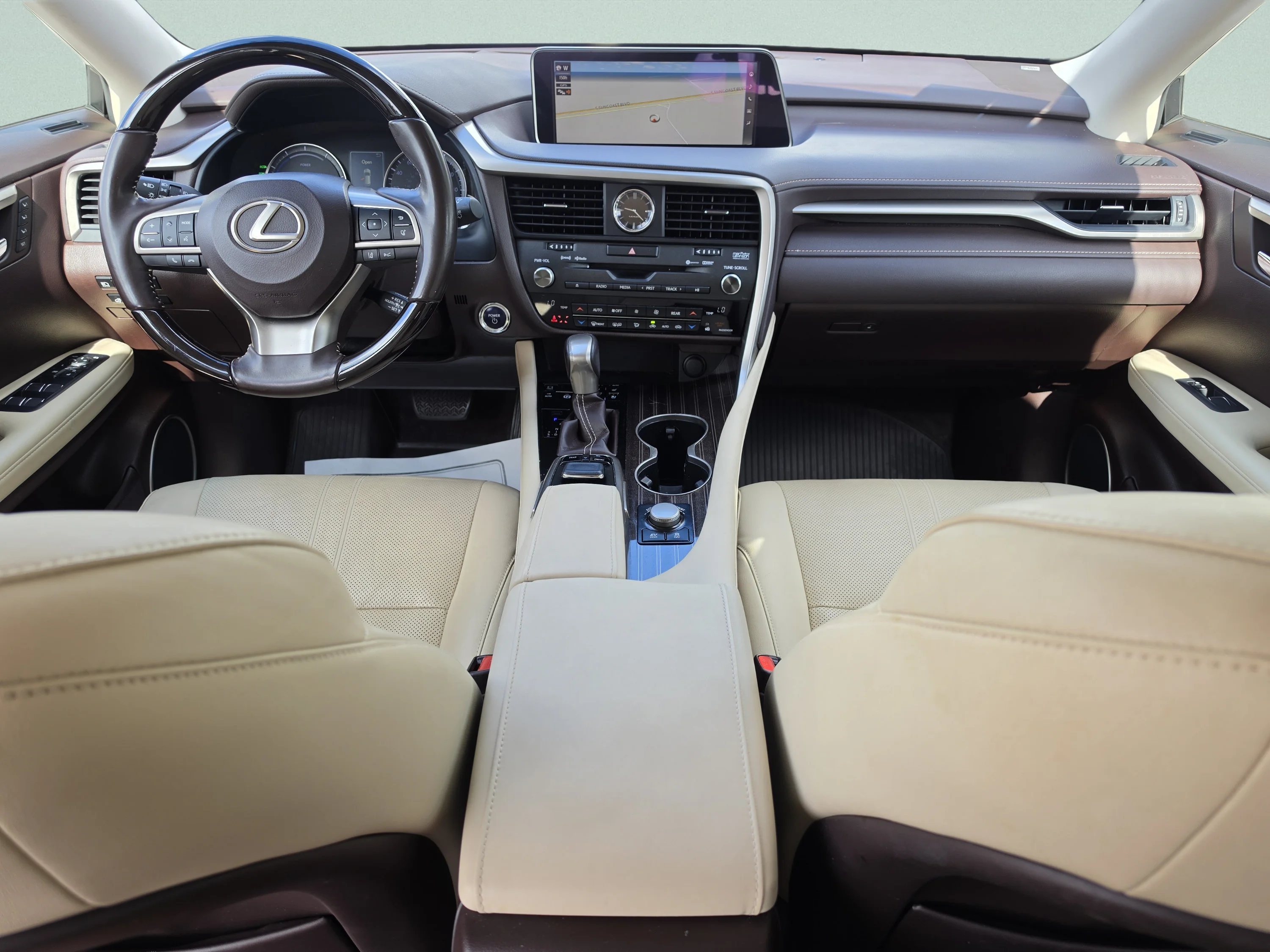 Used 2018 Mica Lexus RX 450hL Luxury image 20