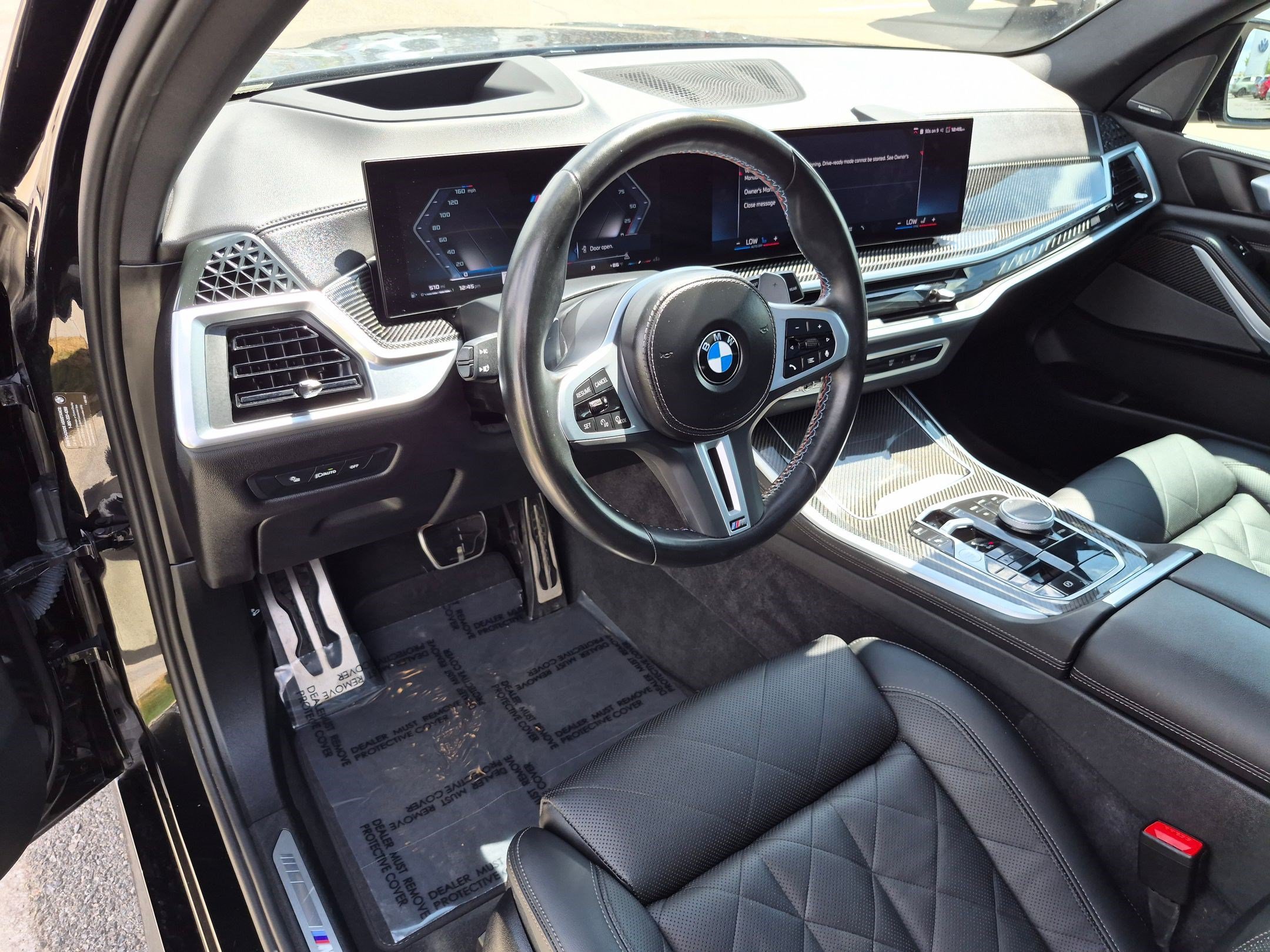 Used 2025 Black Sapphire Metallic BMW M60i image 15