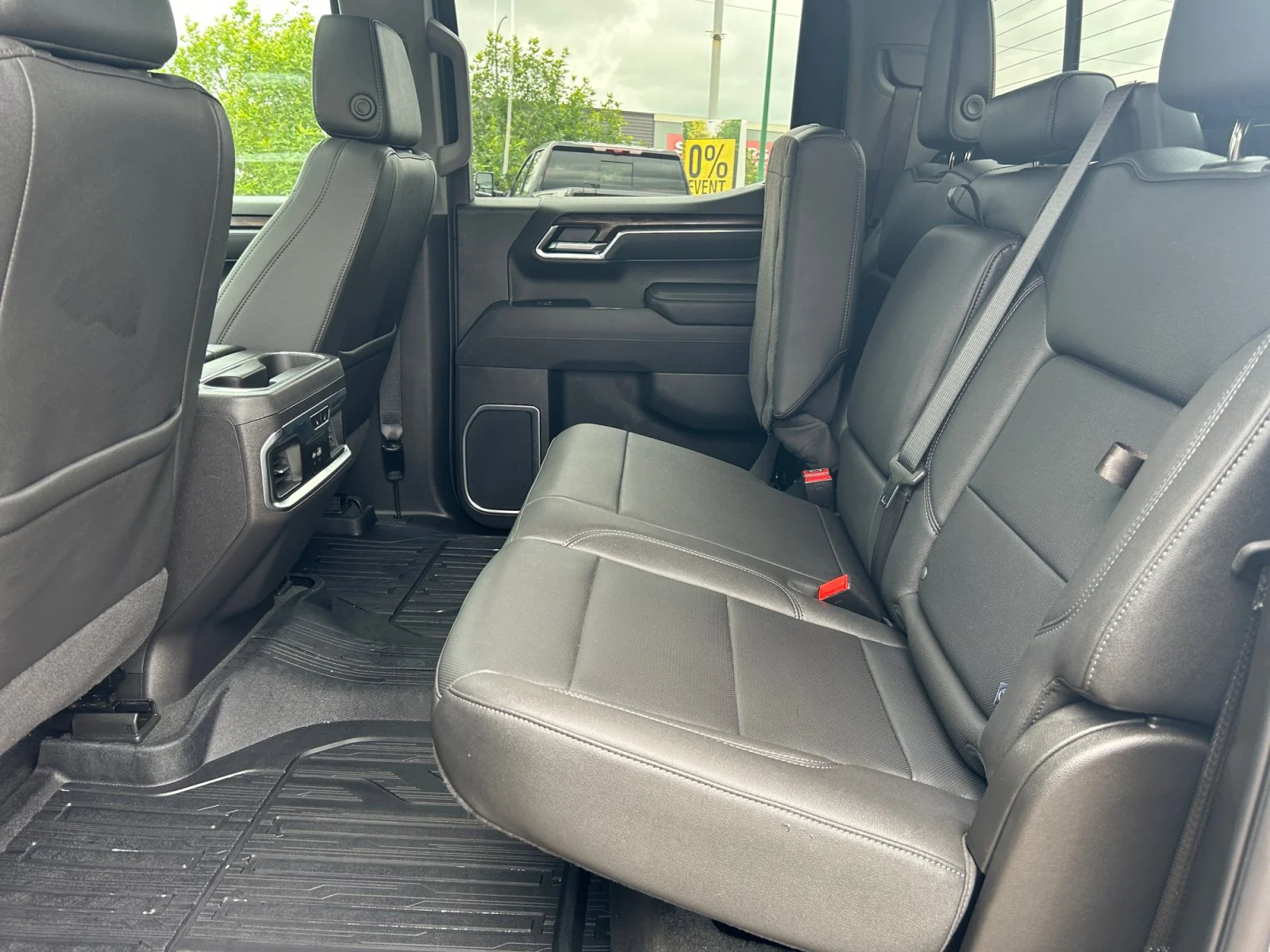 Used 2025 Gray GMC SLT Crew 6.2L Leather Sunroof Nav 4x4 image 19