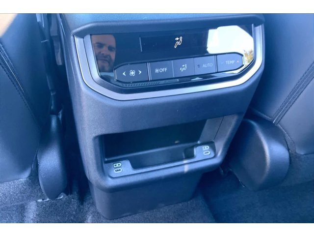 New 2026 Wind Chill Pearl Lexus PREMIUM AWD image 25